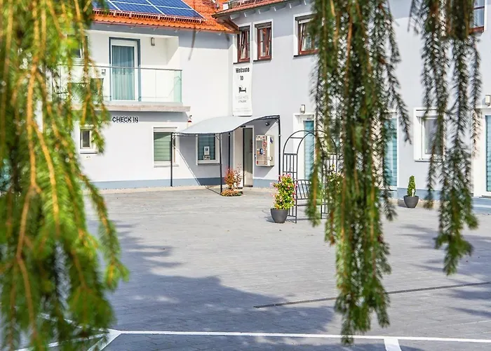 酒店 Sunny 施特劳宾