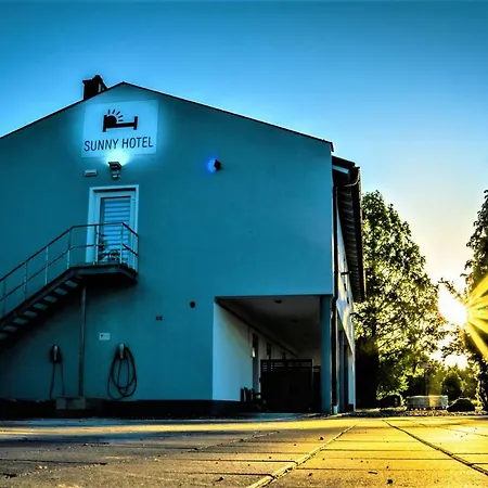 Sunny Hotel