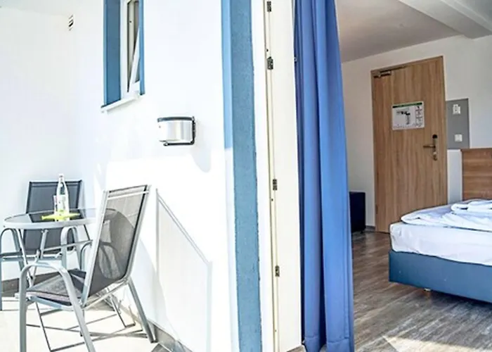 Sunny 3* 施特劳宾