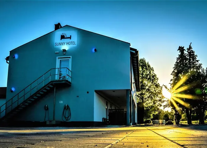 Sunny 酒店